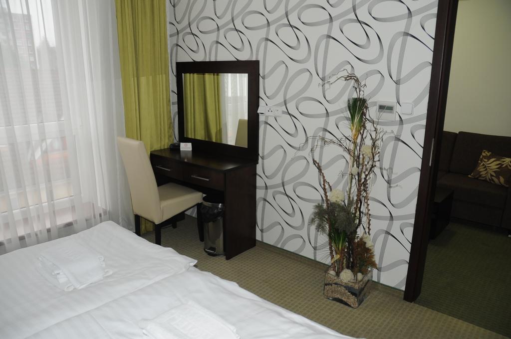 Rožňava Penzion Luxury מראה חיצוני תמונה