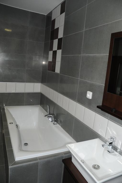 Rožňava Penzion Luxury מראה חיצוני תמונה