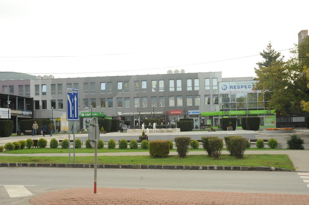 Rožňava Penzion Luxury מראה חיצוני תמונה