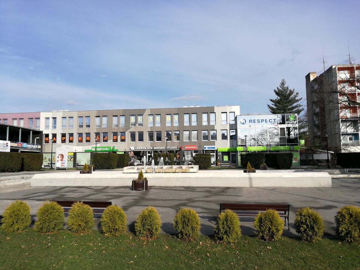 Rožňava Penzion Luxury מראה חיצוני תמונה